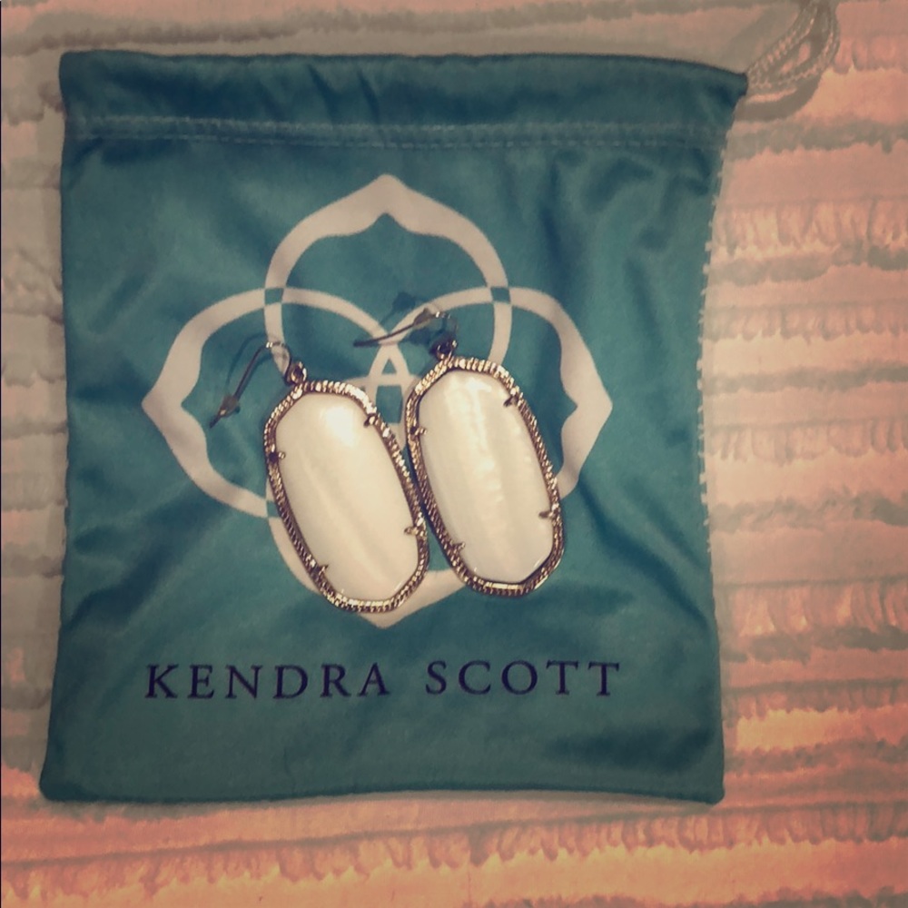Authentic Kendra Scott